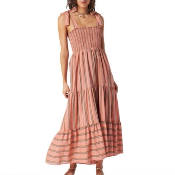 XiRENA Dresses & Skirts - XiRENA Sleeveless Vertical Stripe Tiered Midi Dress
